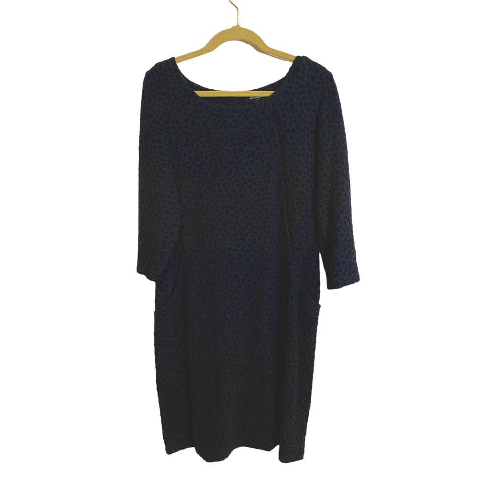 NWT navy and green textured midi dress with 3/4 sleeves